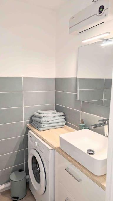 Studio Climatise 4 Pers, Balcon, Parking 라그랑모트 외부 사진